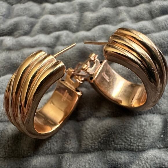 Milor Italian Bronze Wide Hoop
Earrings - Made in Italy Italian Bronze Elegant - Picture 8 of 17